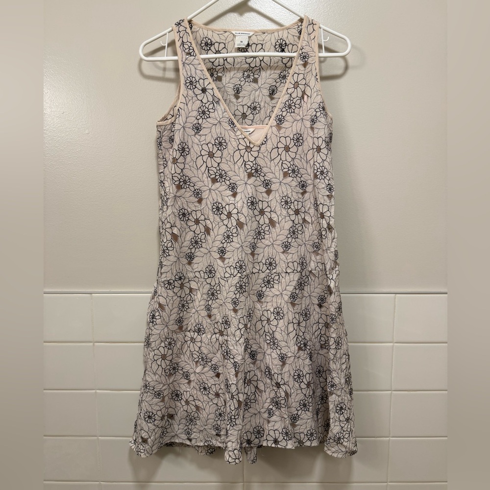 Club Monaco Floral Lace Mini Dress - Cream/Light Pink and Black